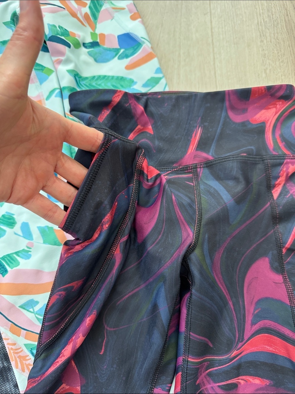 Old Navy active bundle - Picture 5 of 8